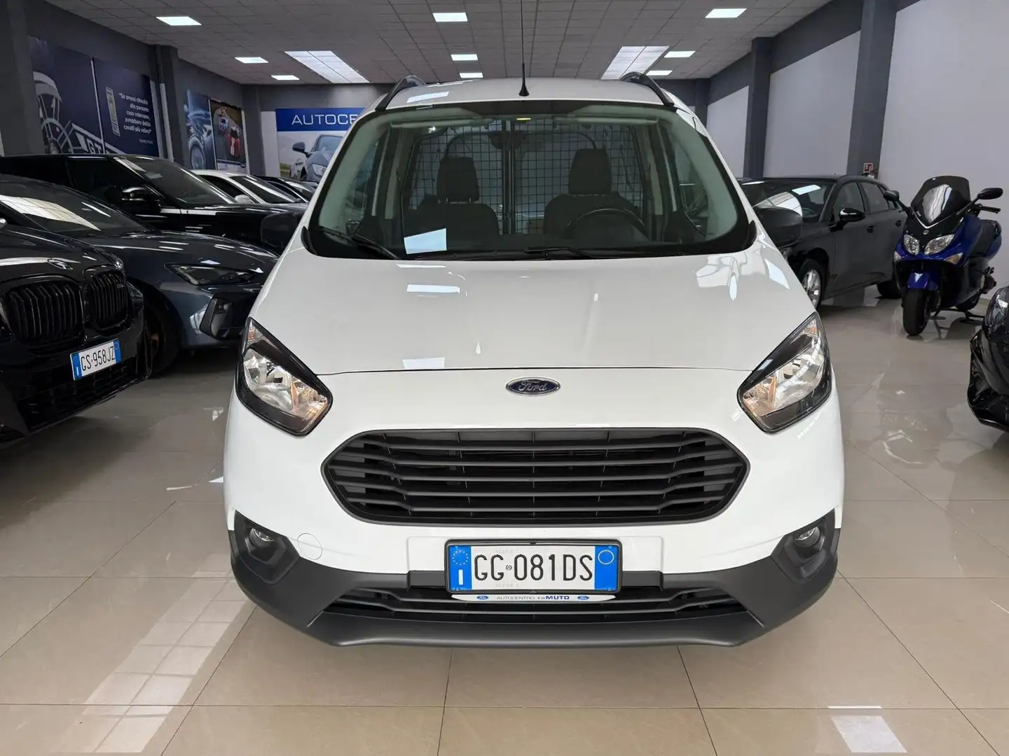 Ford Transit Courier 1.5 Tdci 100 CV VAN Blanc - 2