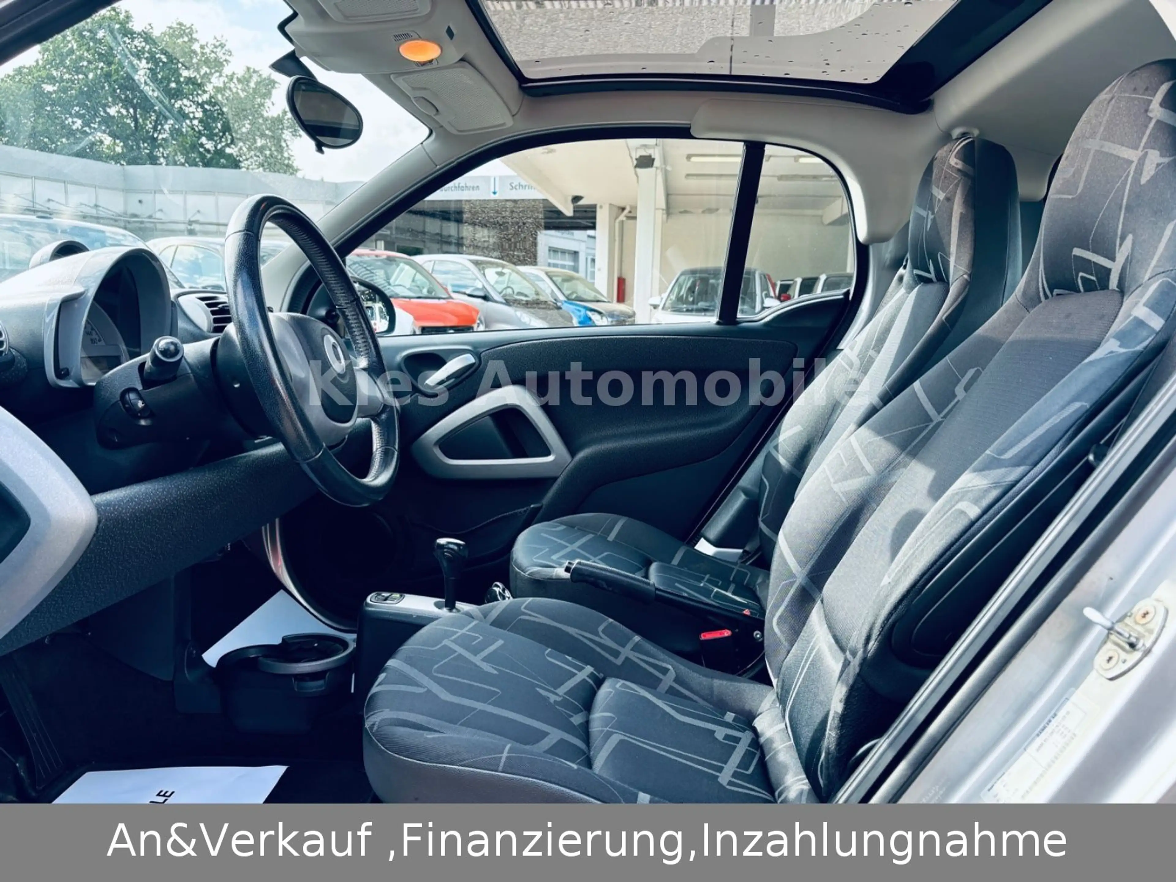 smart forTwo Passion AUTOM/SITZH/PANO/KUPPLUNG.NEU — photo 10