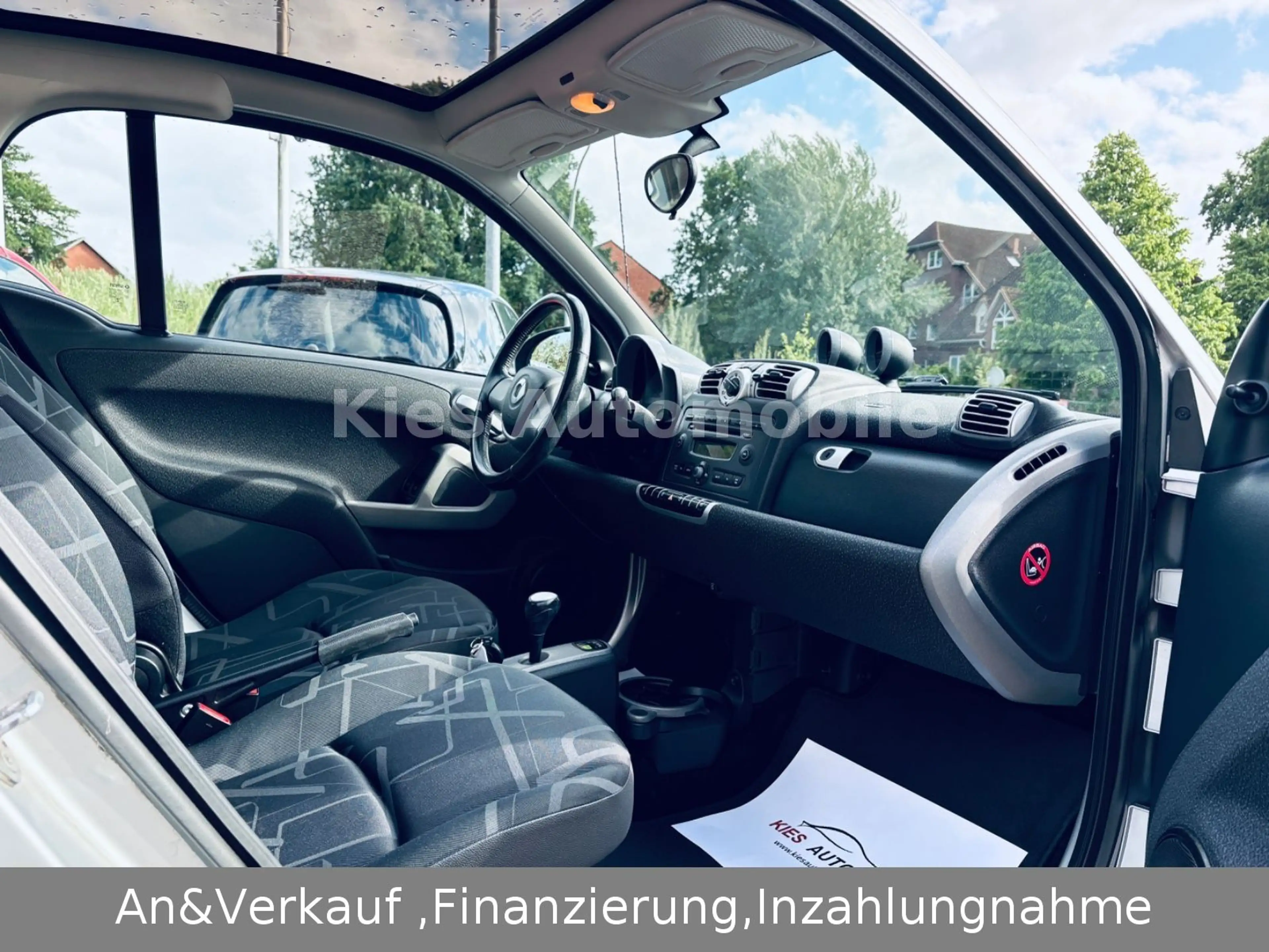 smart forTwo Passion AUTOM/SITZH/PANO/KUPPLUNG.NEU — photo 9