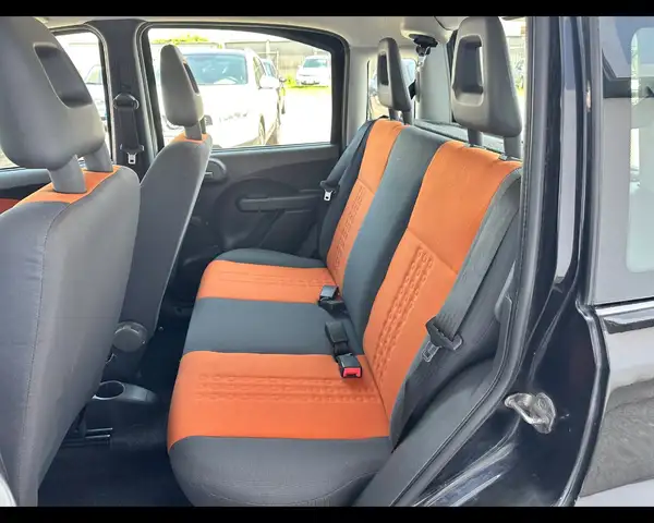 Fiat Panda view 13