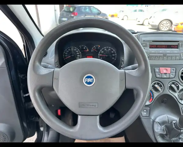 Fiat Panda view 12