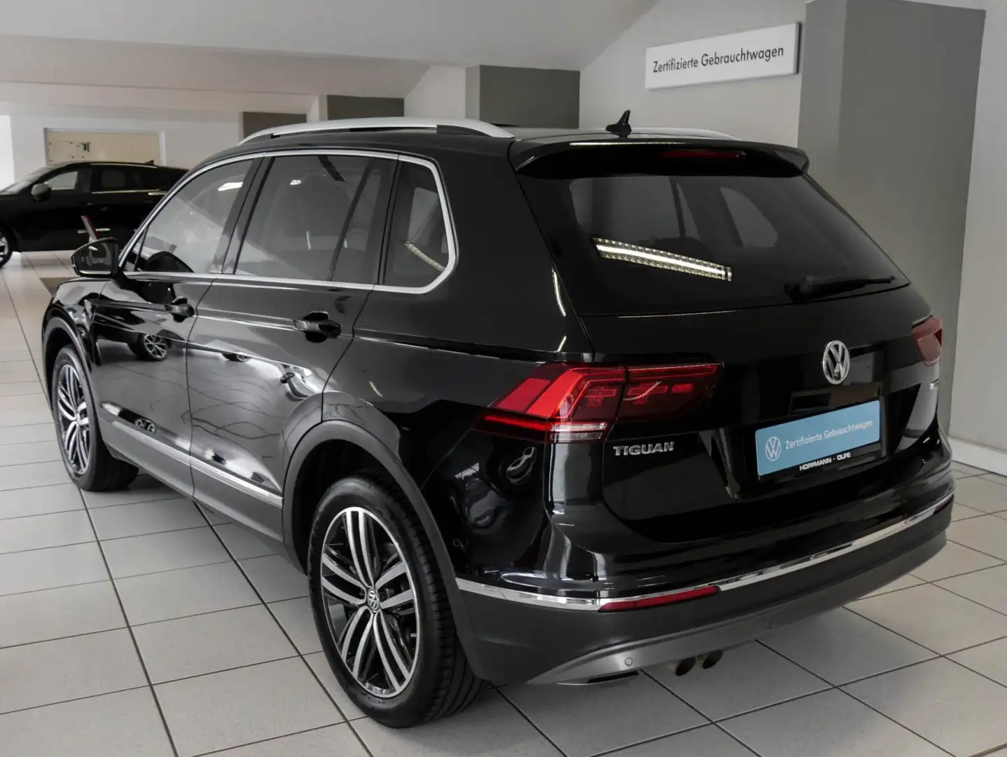 Volkswagen Tiguan 2.0 TDI Highline 4Motion ACC AHK PANO LED Noir - 2