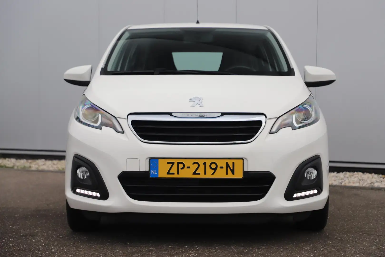 Peugeot 108 1.0 e-VTi Active Airco Radio Bluetooth Elektrische Blanc - 2
