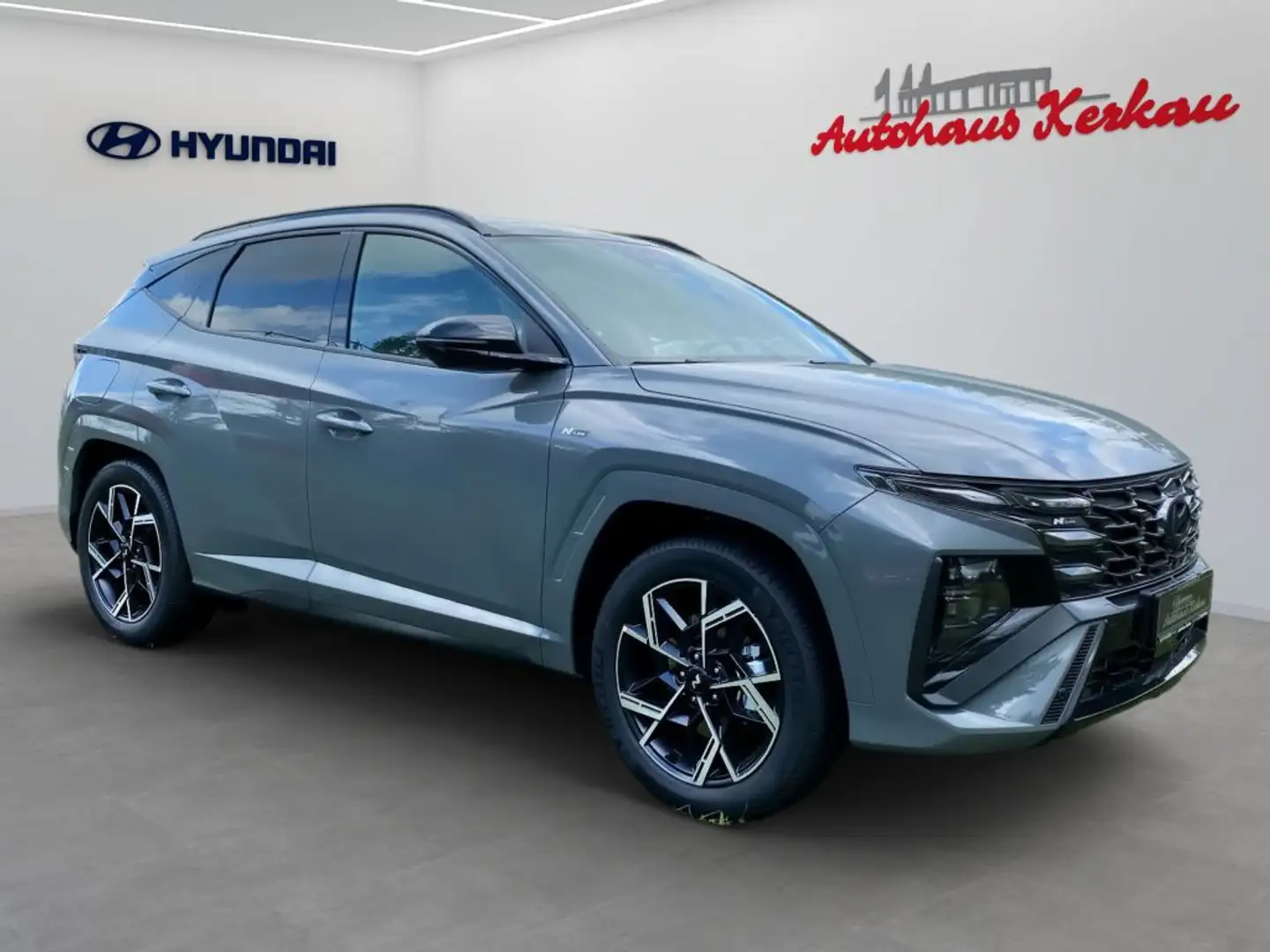 Hyundai TUCSON 1.6 T-GDi Plug-in-Hybrid 4WD N Line (NX4e) Grau - 2