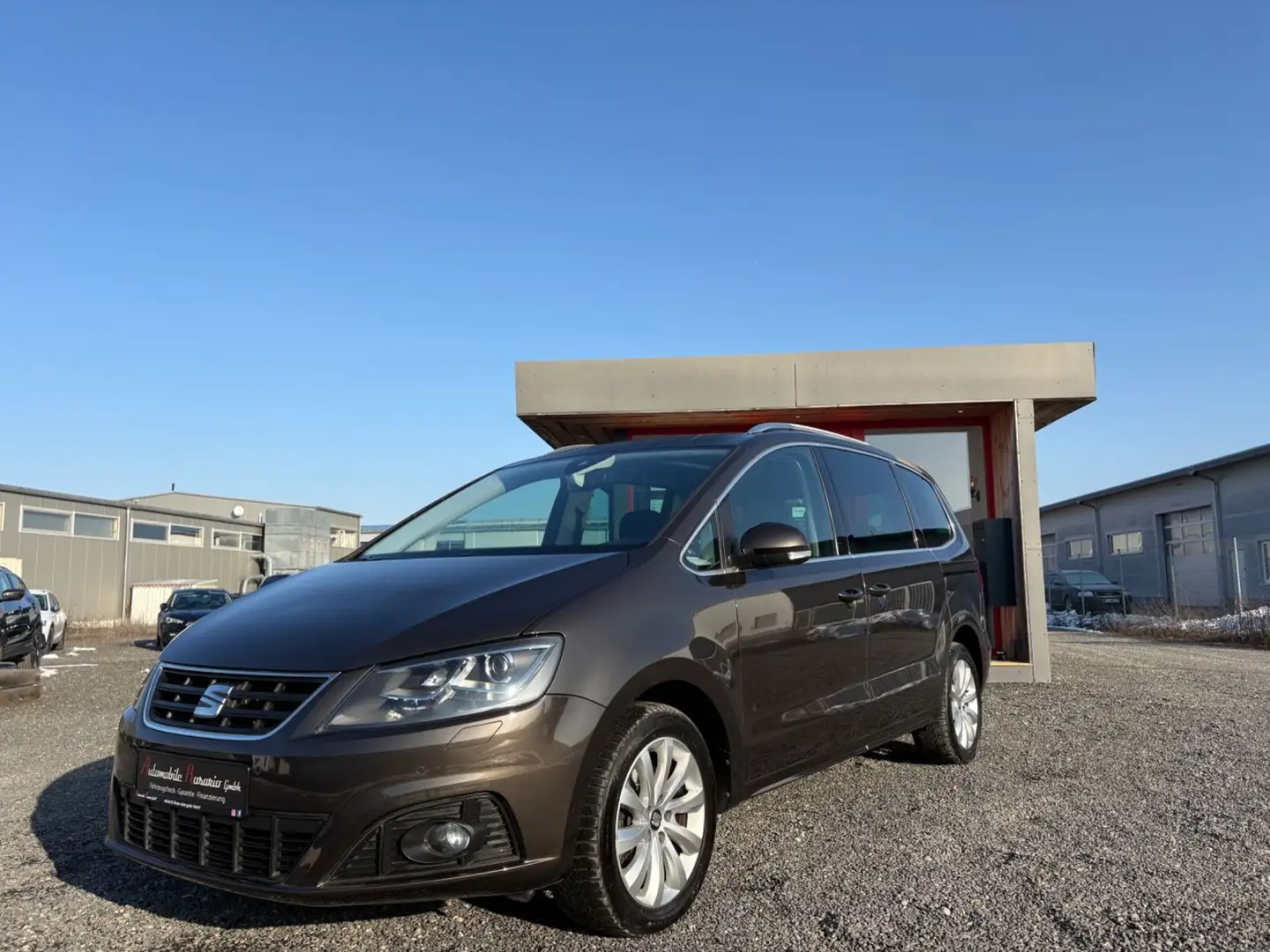 SEAT Alhambra DSG TDI KAMERA 7 SITZE CARPLAY EL.TÜREN Brun - 1