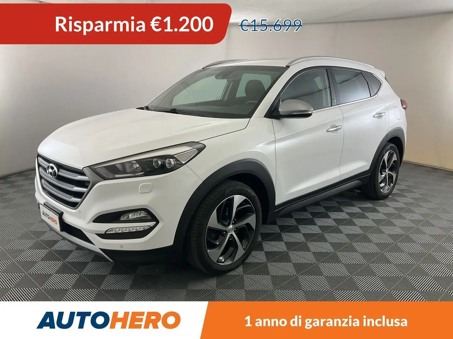 Hyundai TUCSON 1.7 CRDi Sound Edition DCT White - 1