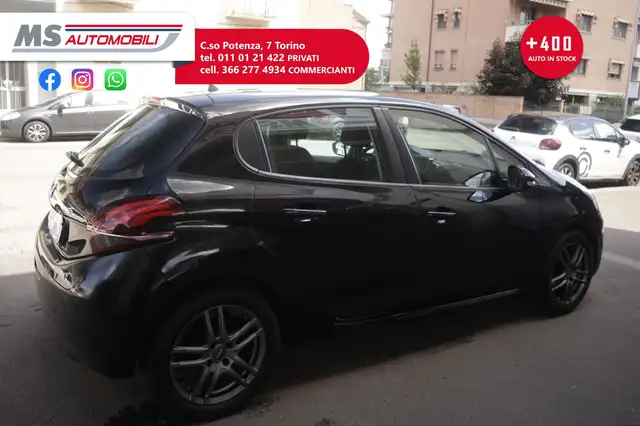 Peugeot 208 view 12