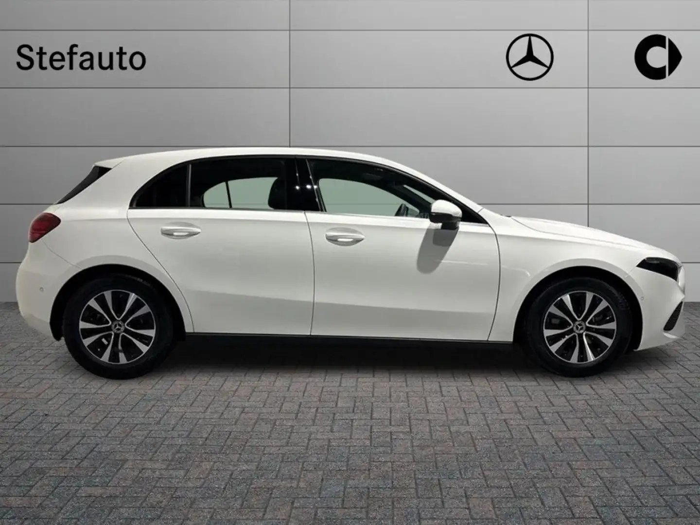 Mercedes-Benz A 180 d Automatic Advanced Bianco - 2