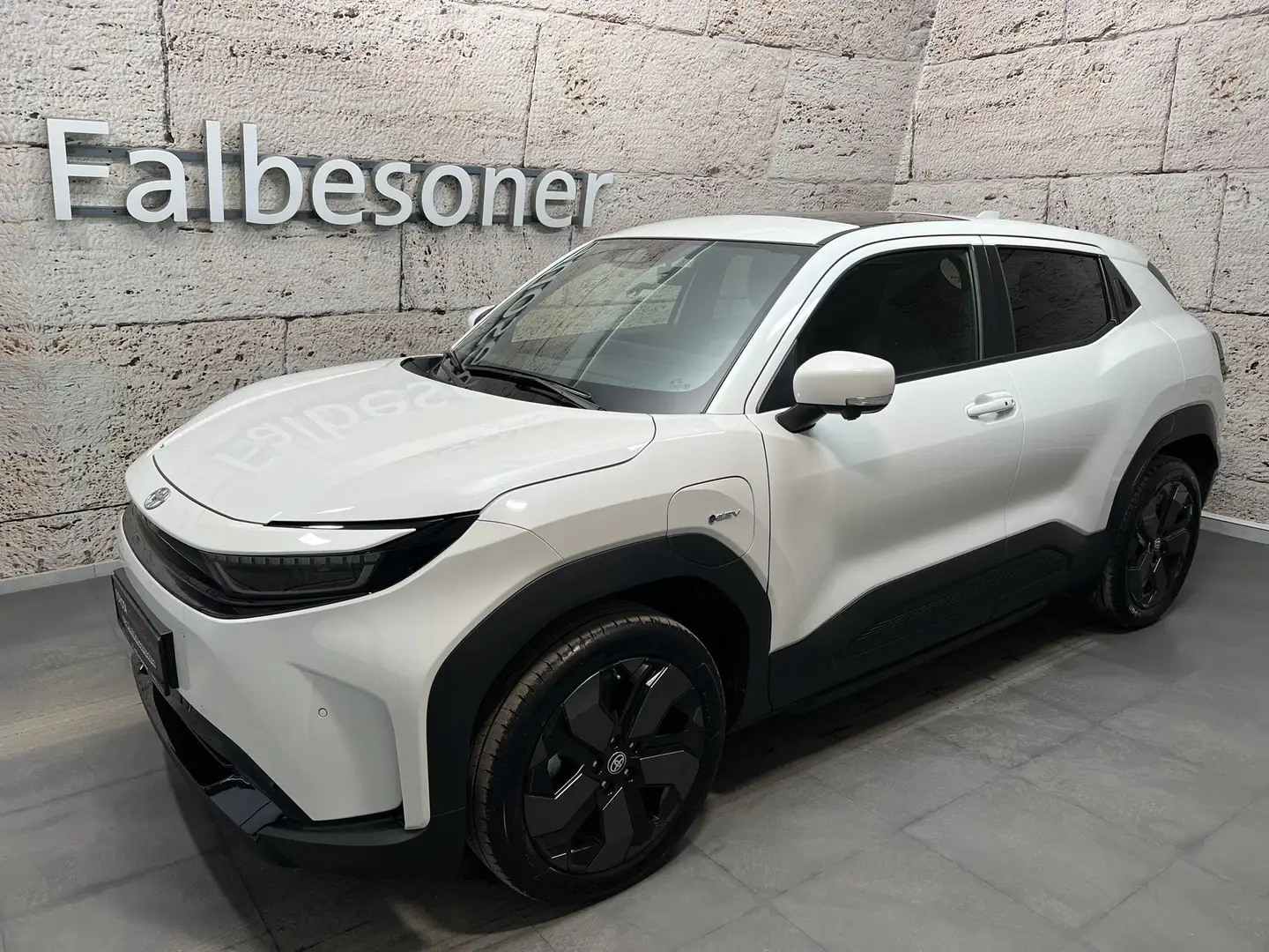 Toyota Urban Cruiser AWD Lounge Weiß - 1