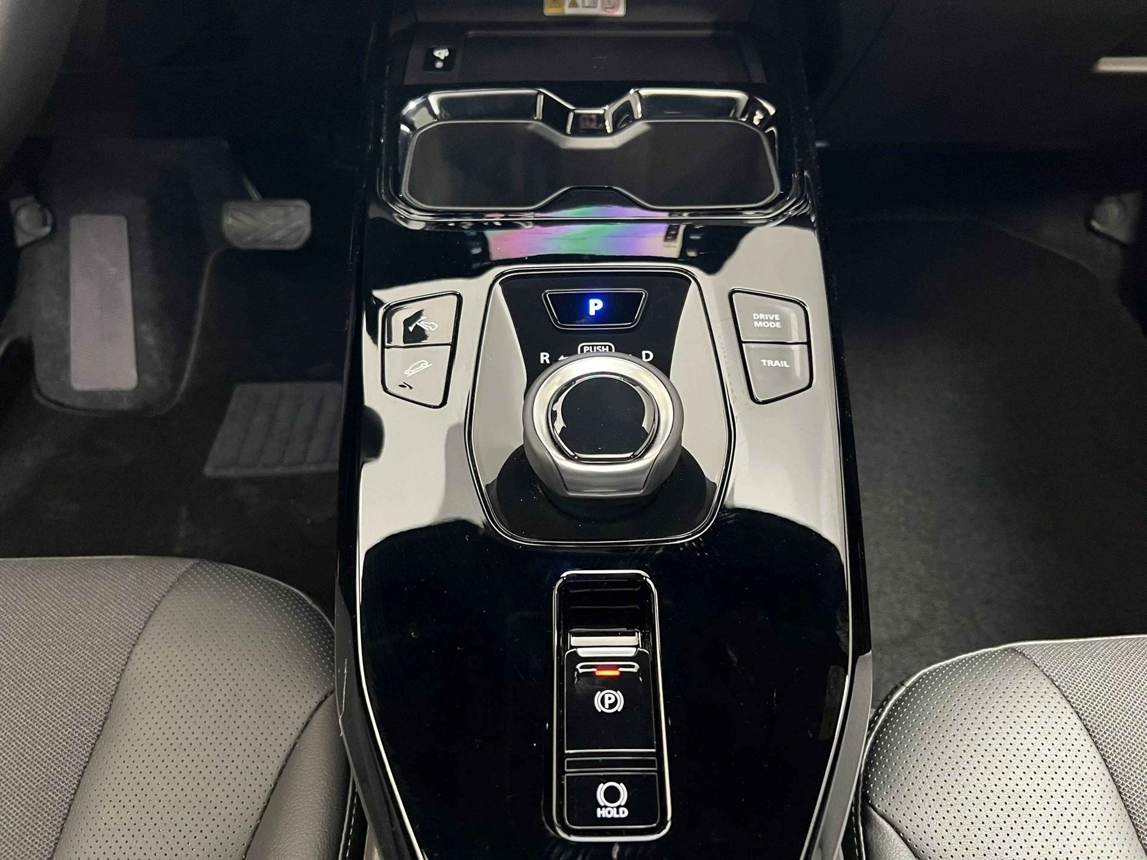 Toyota Urban Cruiser AWD Lounge — photo 15