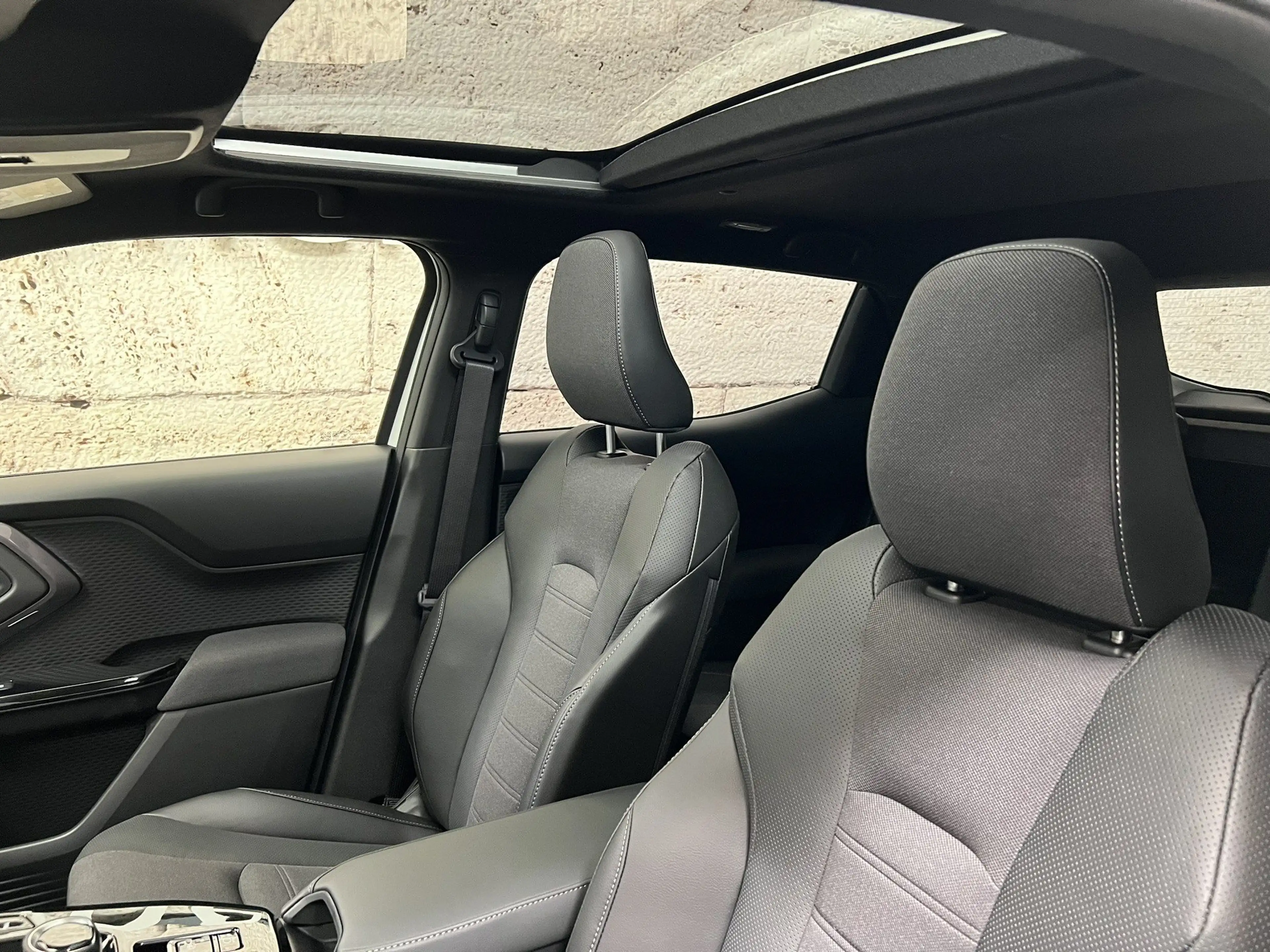Toyota Urban Cruiser AWD Lounge — photo 10