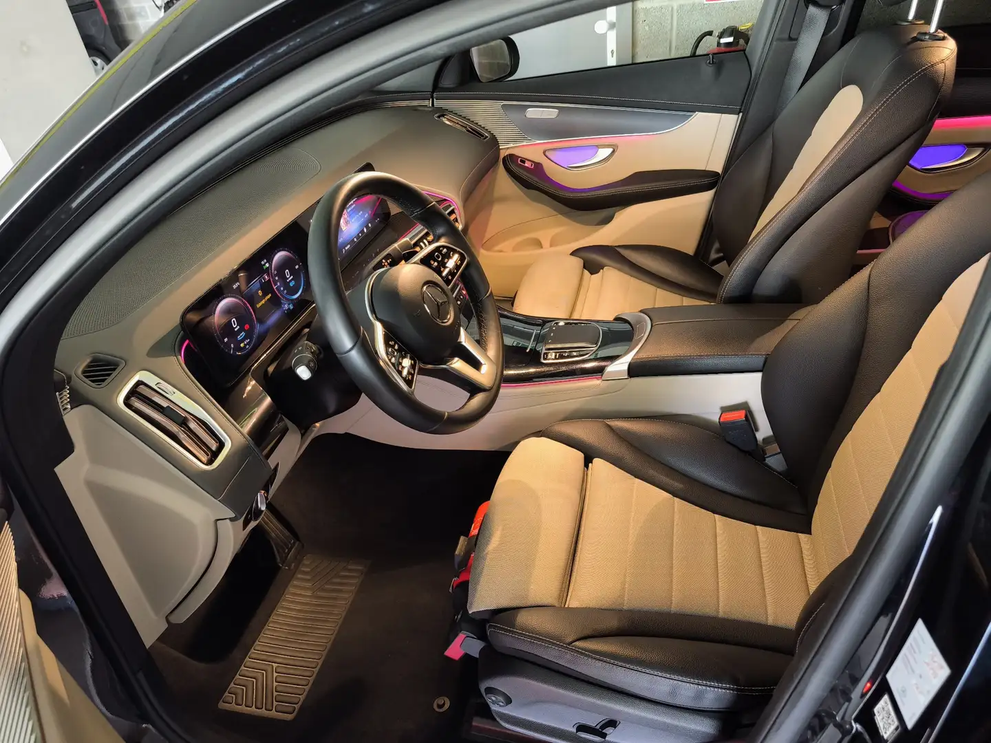 Mercedes-Benz EQC 400 4Matic AMG Line - 1