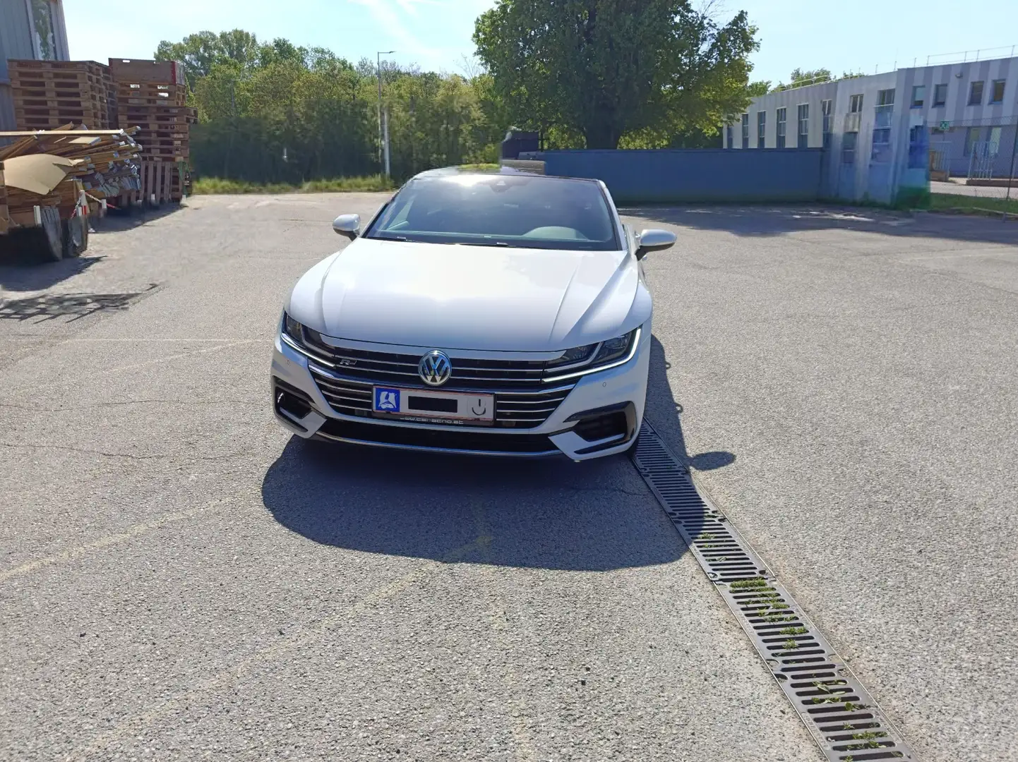 Volkswagen Arteon 2,0 TSI R-Line DSG - 2