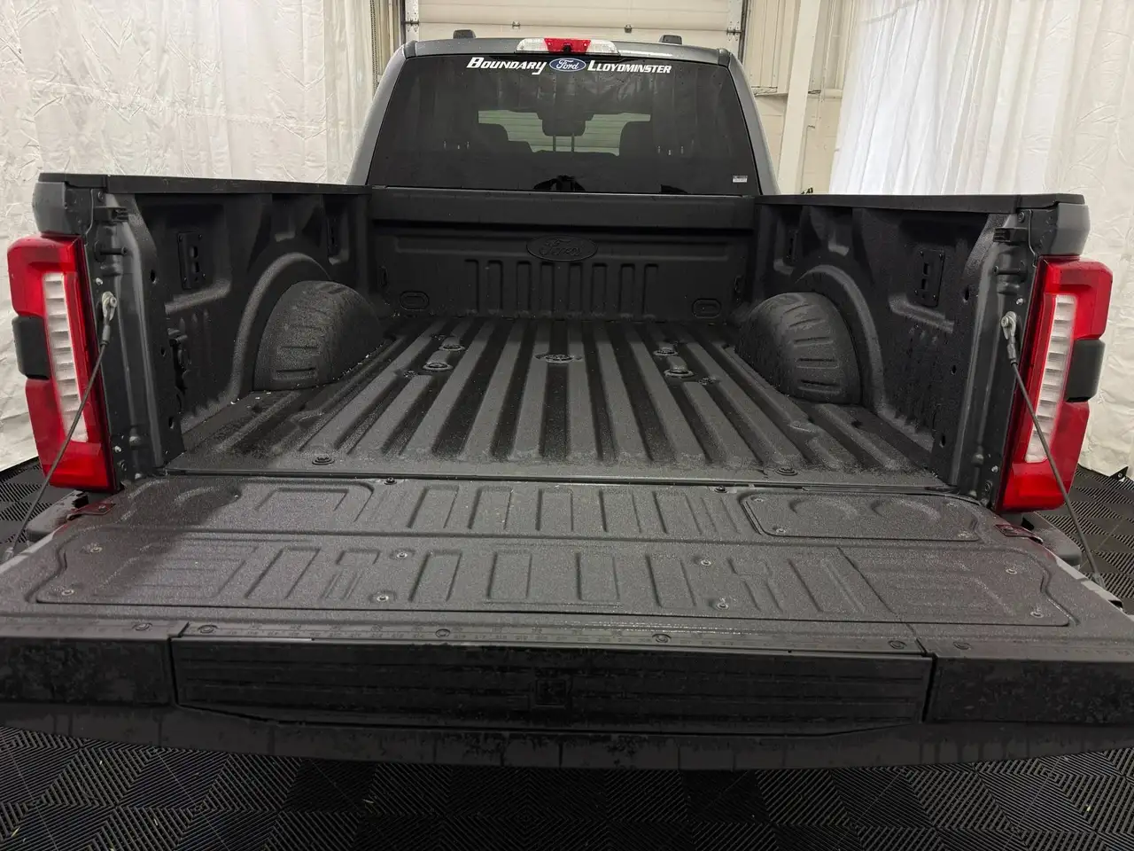 Ford F 350 снимка Ford F 350