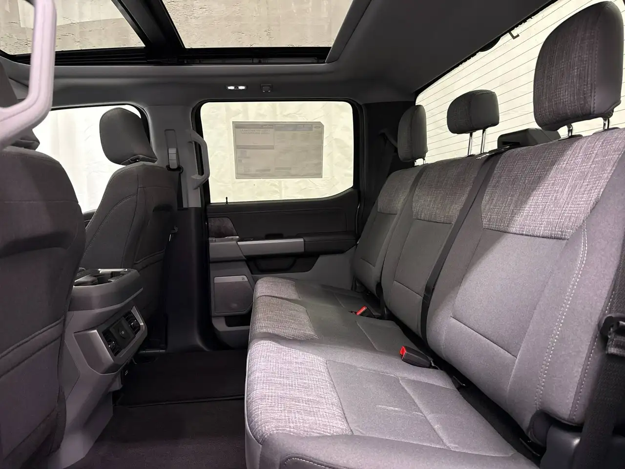 Ford F 350 снимка Ford F 350