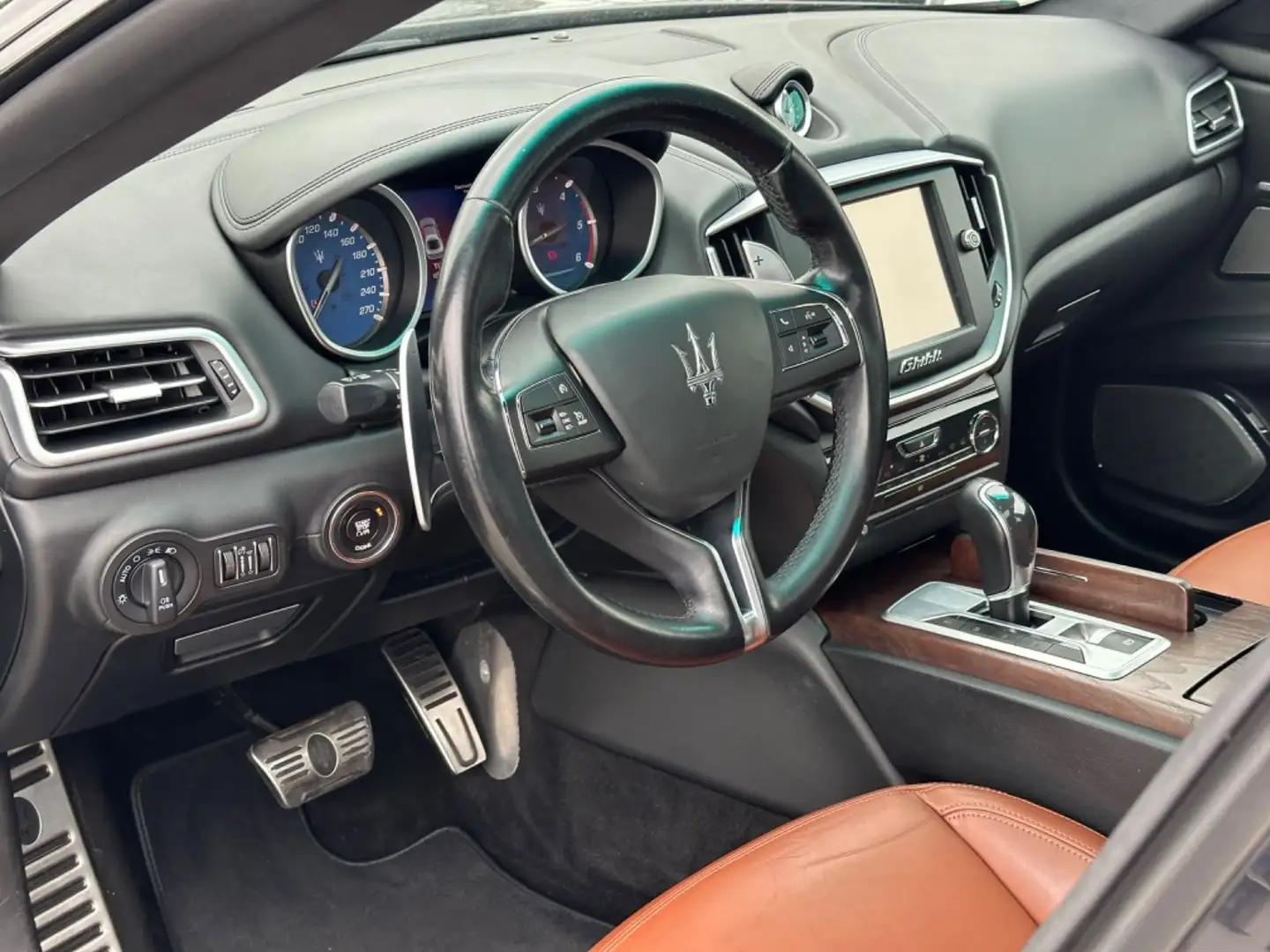 Maserati Ghibli Diesel /Allblack/Schiebedach/Zimtleder Schwarz - 2