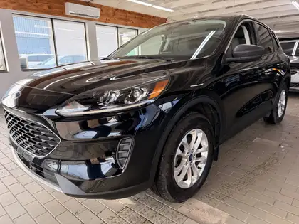Black 2022 Ford Escape SE AWD SUV / Crossover All-Wheel Drive 8-Speed Automatic