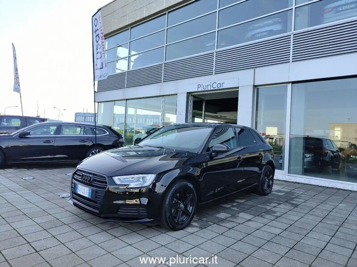 Audi A3 SPB 1.6TDI 116cv S tronic Xeno Sensori EU6D-temp Black - 1