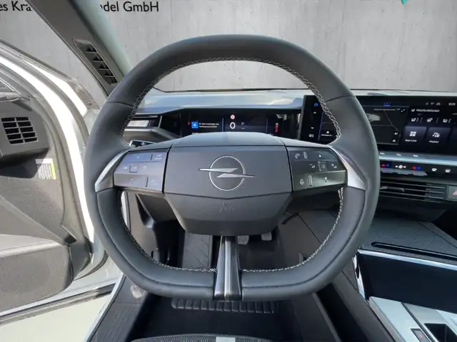 Opel Grandland view 10