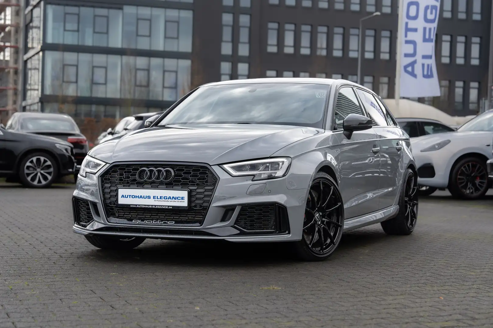 Audi RS3 Sportback*NARDO-GRAU*VIRTUAL*MASSAGE*NAPPA* Grau - 1