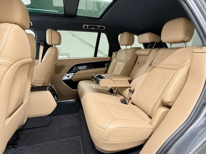 Land Rover Range Rover LWB 3.0D I6 AWD Auto MHEV HSE 2025, foto 12