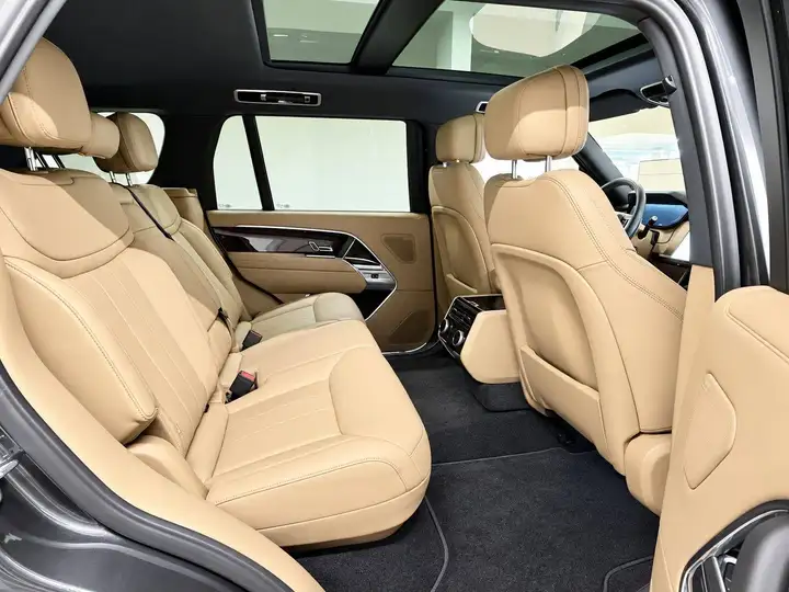 Land Rover Range Rover LWB 3.0D I6 AWD Auto MHEV HSE 2025, foto 9