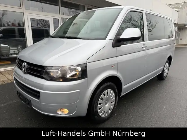 Volkswagen T5 Transporter Bus Multivan Special 2.0TDI 7Sitz