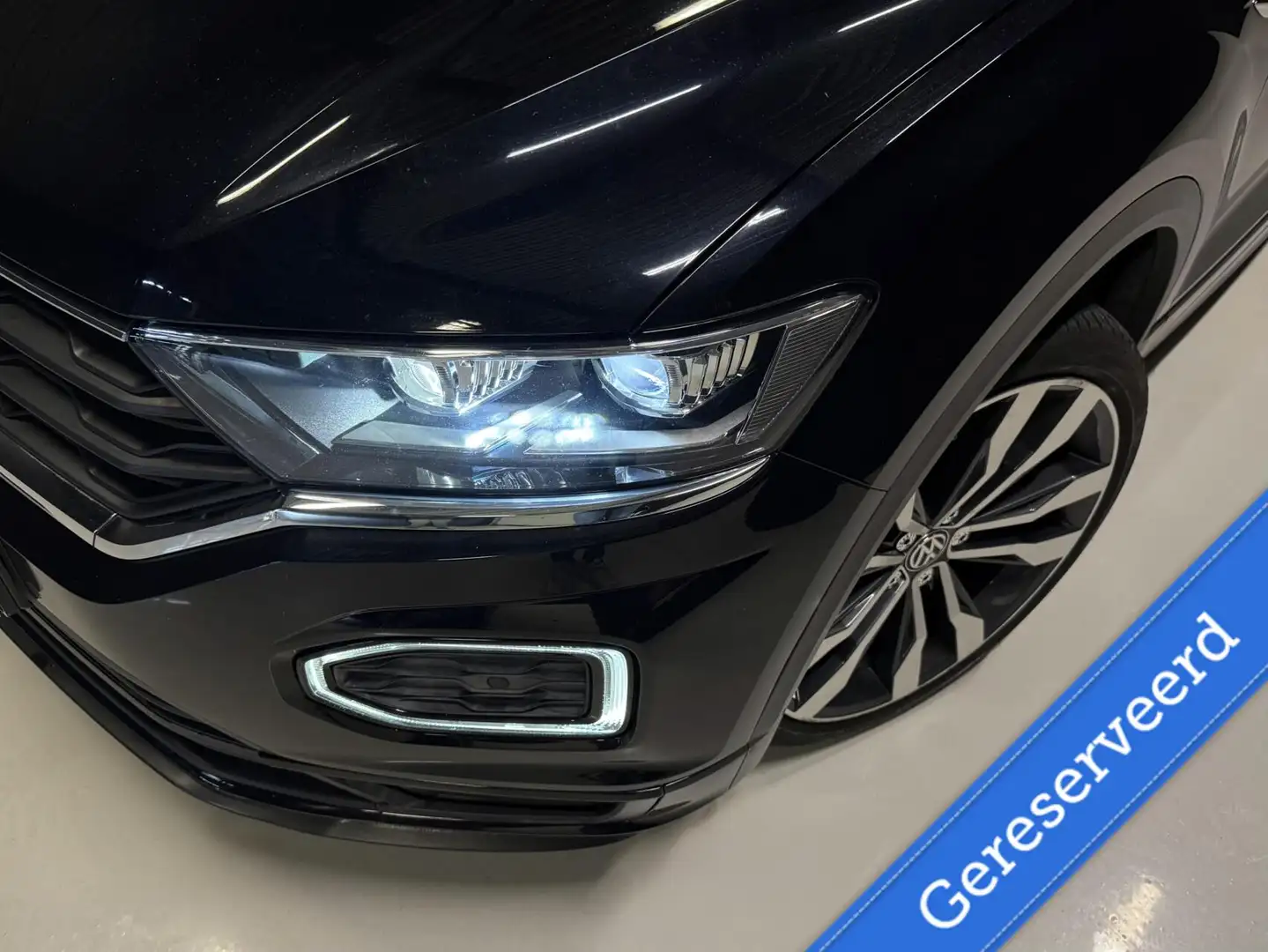 Volkswagen T-Roc 2.0 TSI 4Motion Sport | 3x R-Line | CarPlay Zwart - 2