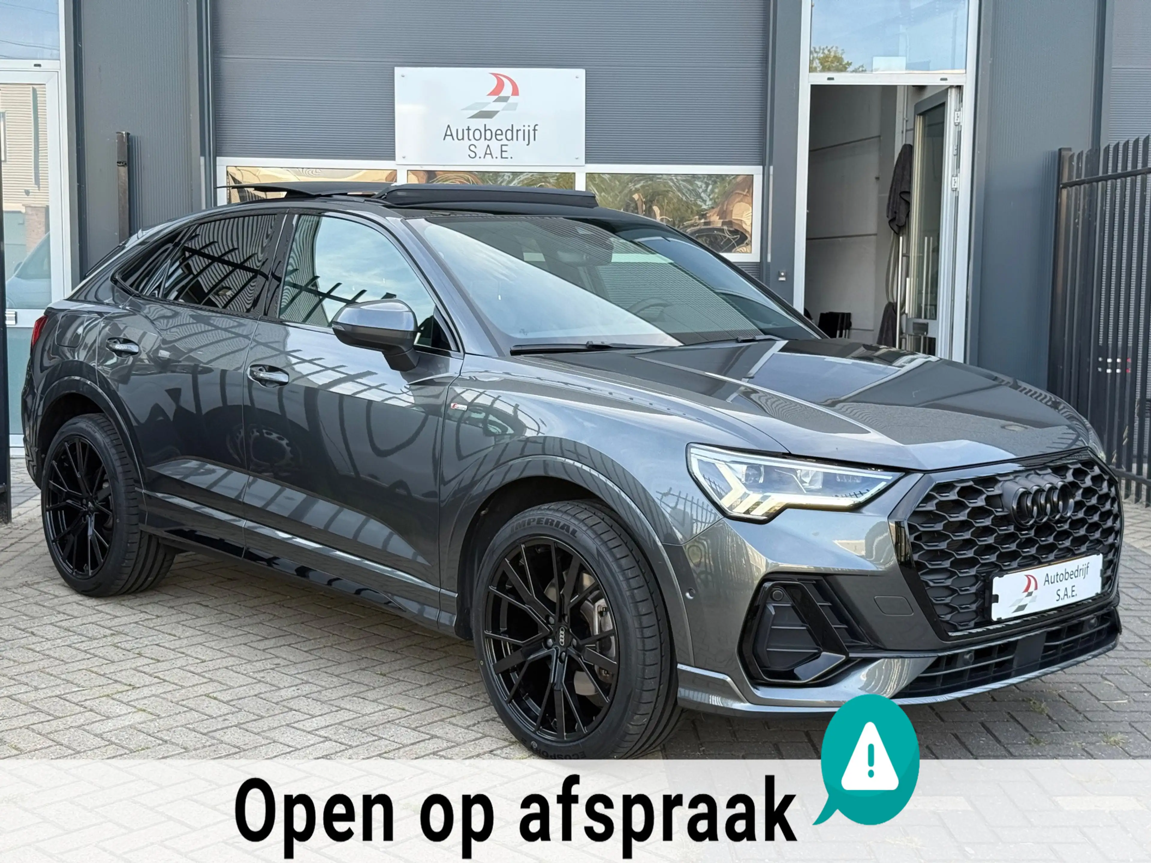 Audi Q3 Sportback 45 TFSI e 3x S-Line PANO LEDER MATRIX CA — photo 2