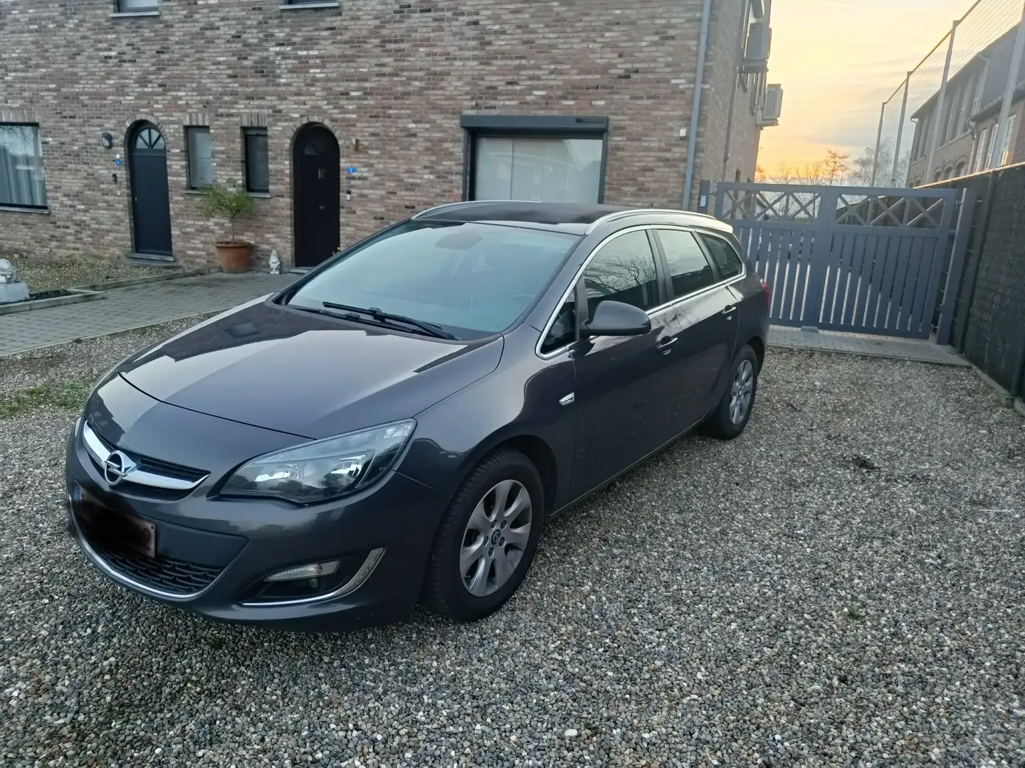 Opel Astra 1.6 CDTI DPF ecoFLEX Sports TourerStart/Stop Editi - 1