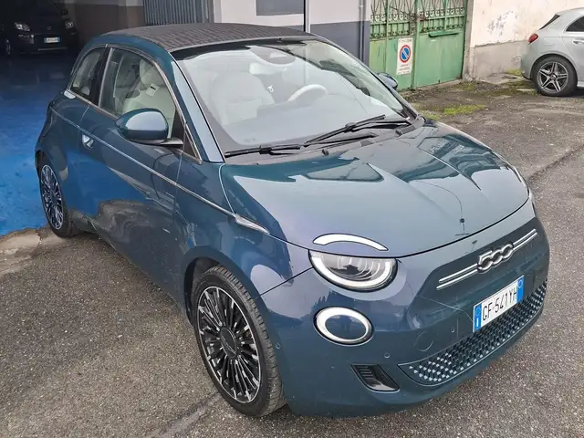 Fiat 500e 500 Cabrio 42 kWh La Prima- MERAVIGLIOSA !!!