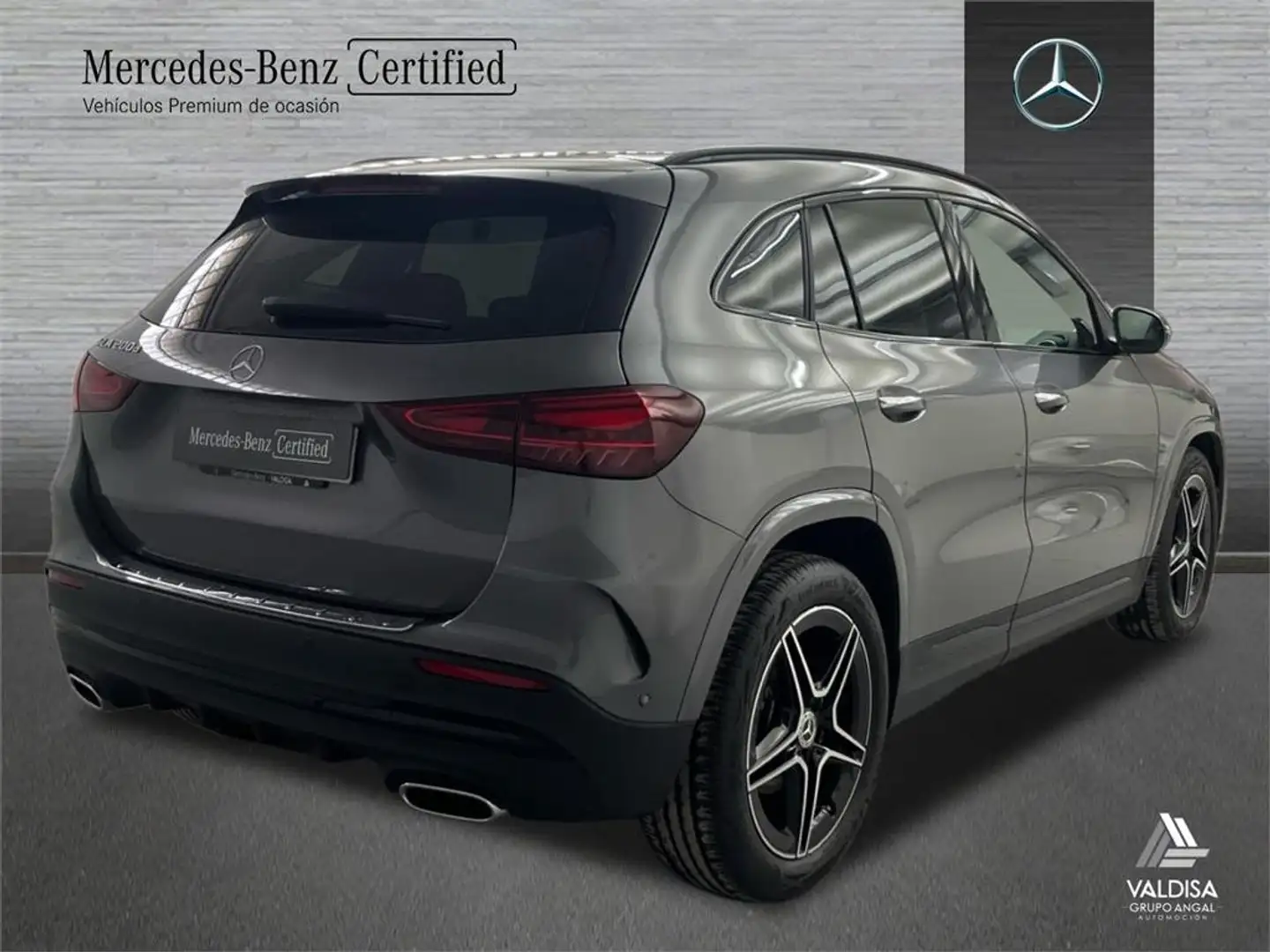 Mercedes-Benz GLA 200 d - 2