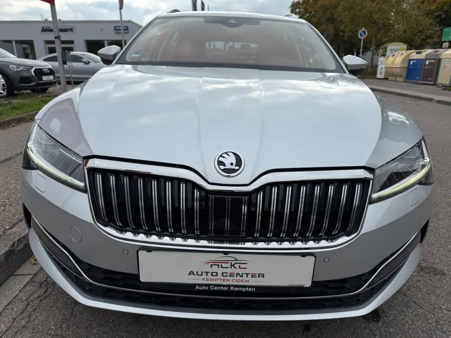 Skoda Superb Combi Style 4x4*LED*Kamera*Leder Argent - 2