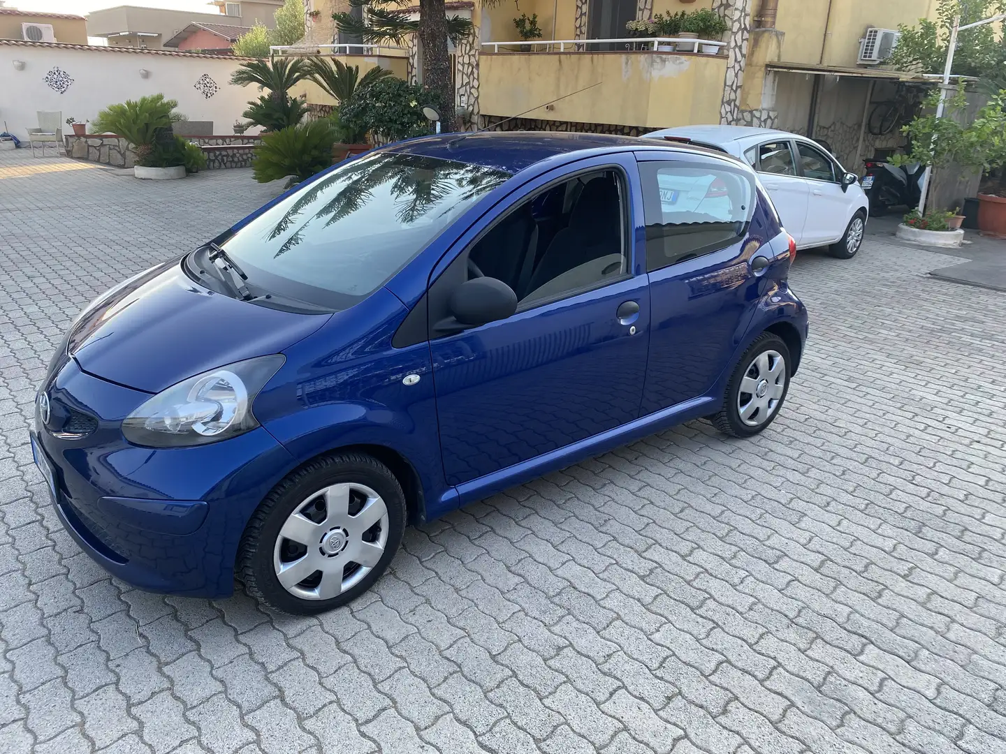 Toyota Aygo 5p 1.0 Sound - 2
