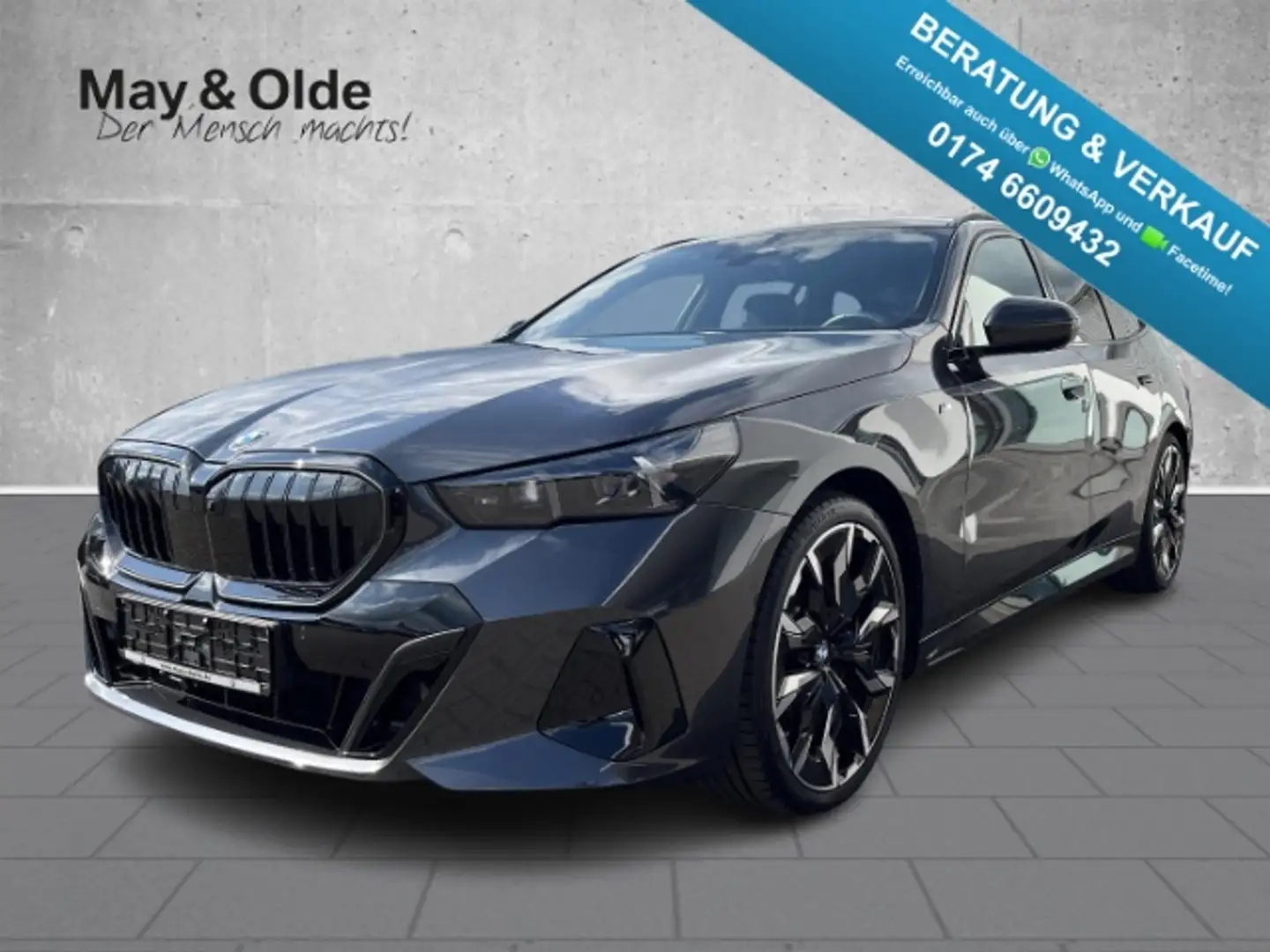 BMW 520 i Touring M Sport LED Navi AHK HuD ACC Pano Grau - 1