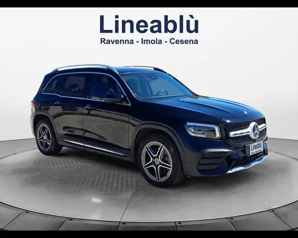 Mercedes-Benz GLB view 7