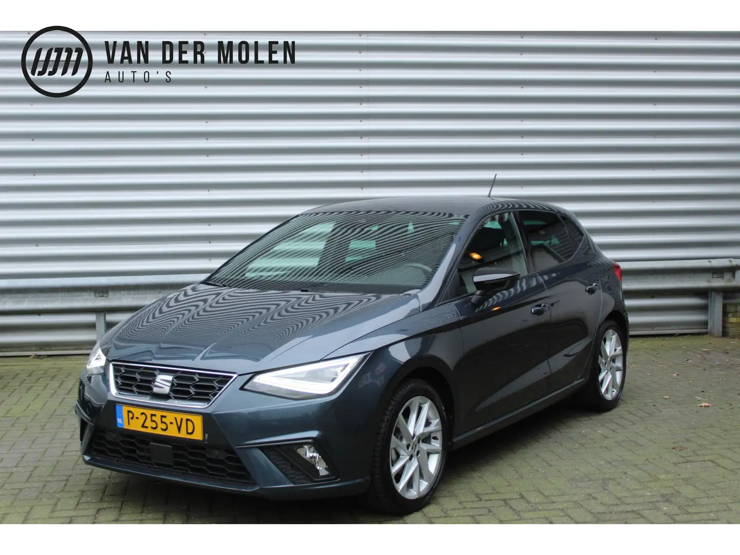 SEAT Ibiza 1.0 TSI 96pk FR Business Intense NL-Auto NAP BTW D Grijs - 1
