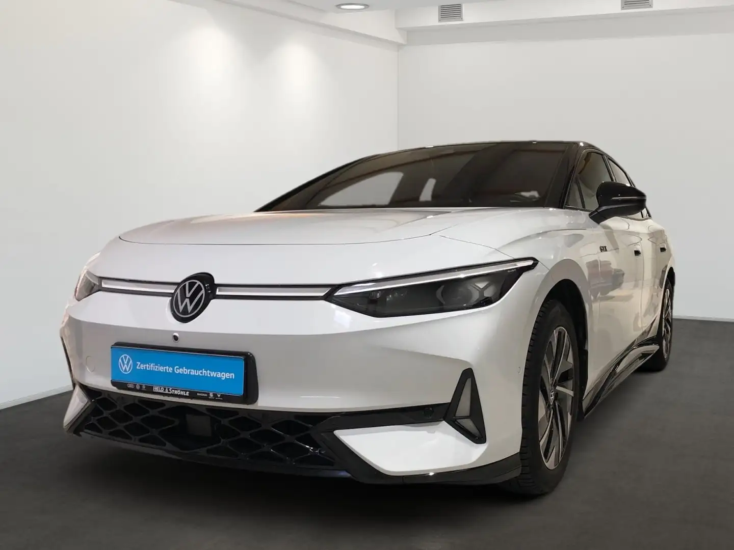 Volkswagen ID.7 GTX 250kW AHK HUD MATRIX WÄPU 360°KAM Weiß - 2