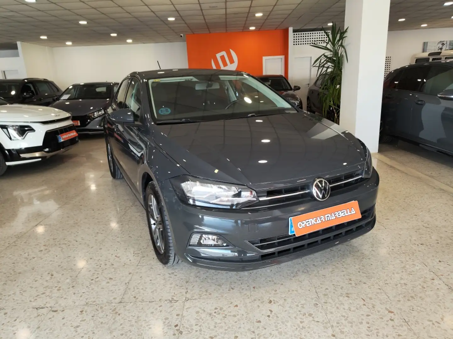 Volkswagen Polo 1.0 TSI United 70kW Gris - 2