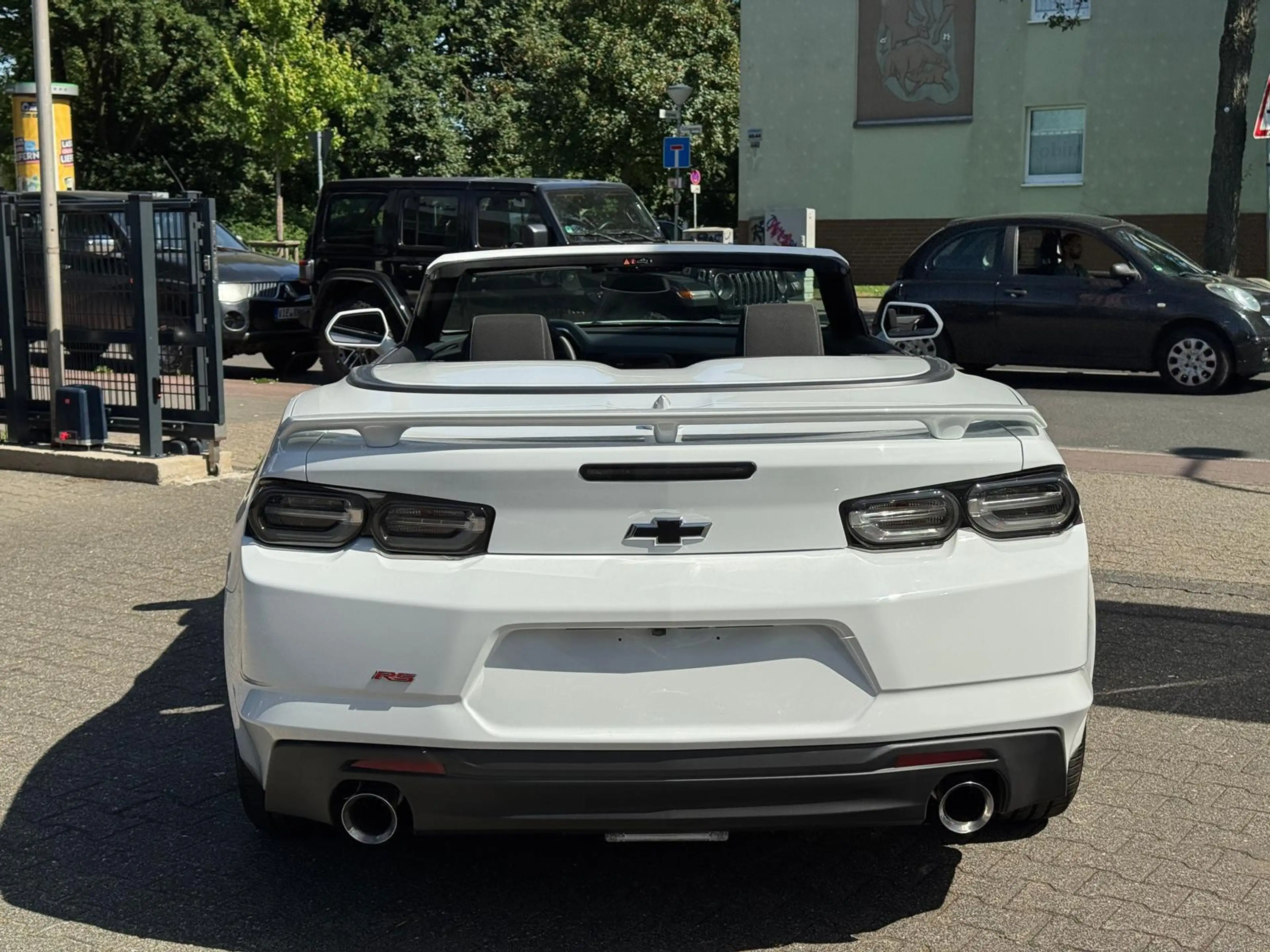 Chevrolet Camaro 2.0l Convertible RS — photo 5