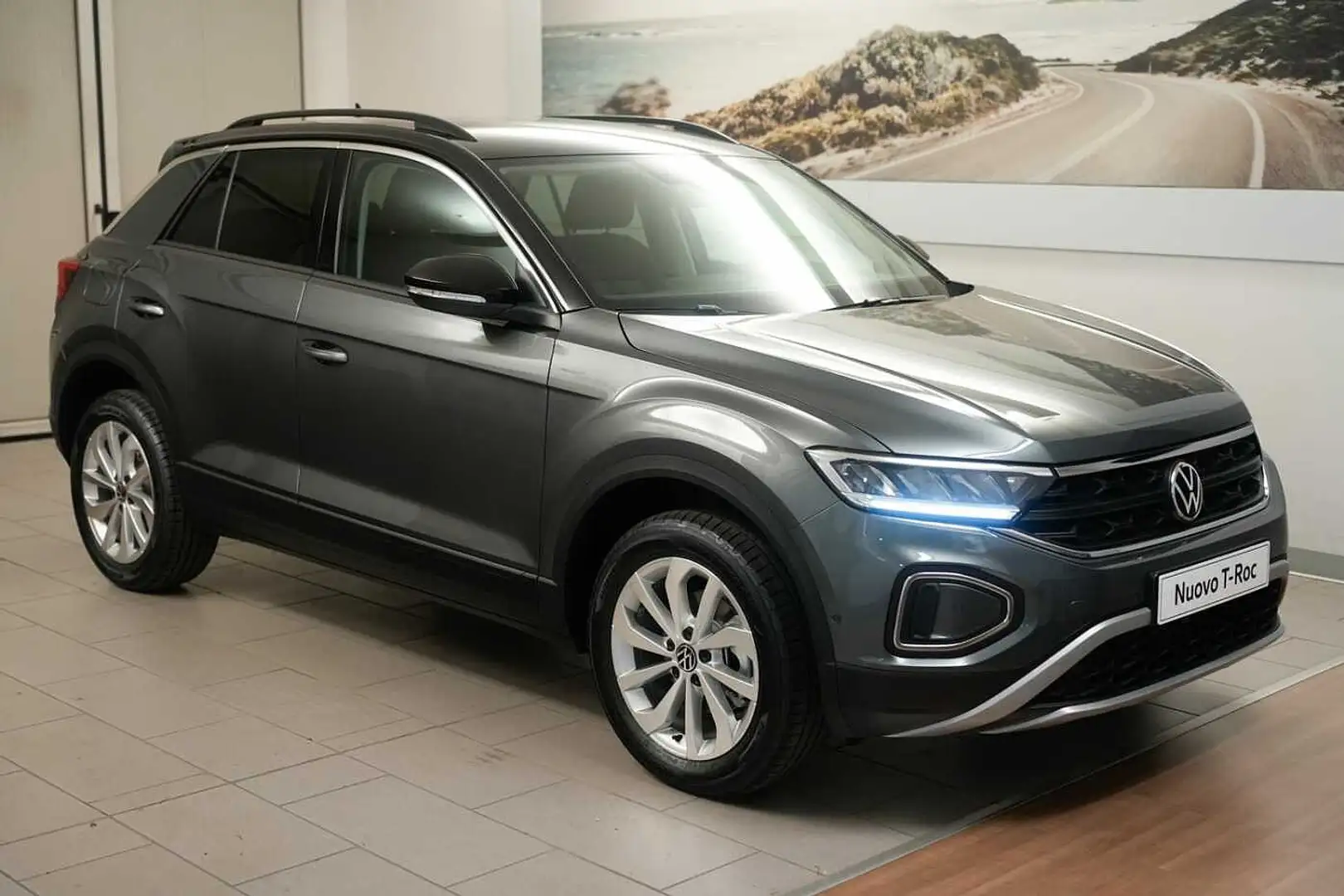 Volkswagen T-Roc 2.0 TDI SCR Edition Plus Grigio - 1