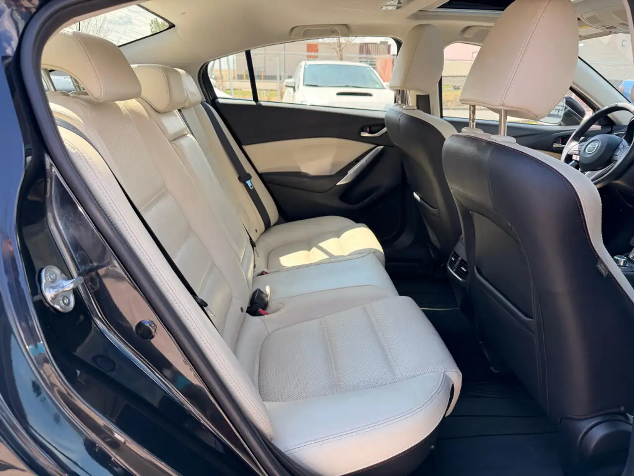 Mazda 6 снимка Mazda 6