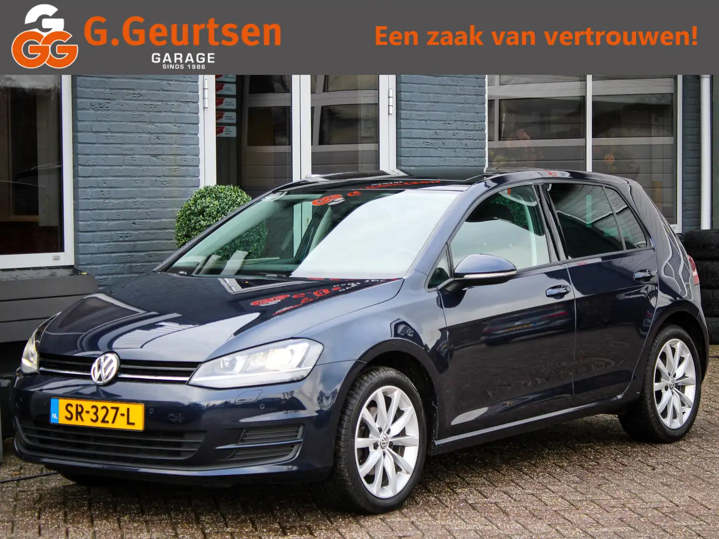 Volkswagen Golf 1.4 TSI ACT Comforline Panoramadak, Xenon, Trekhaa Blauw - 1
