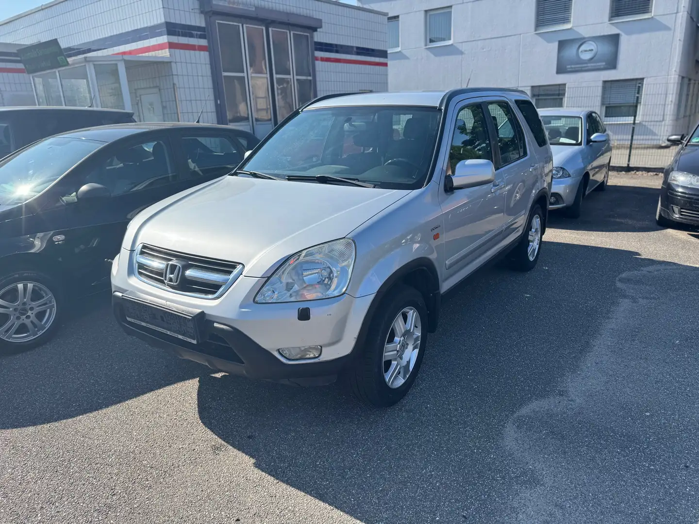 Honda CR-V 2.0i LS LPG 4x4 Silber - 1