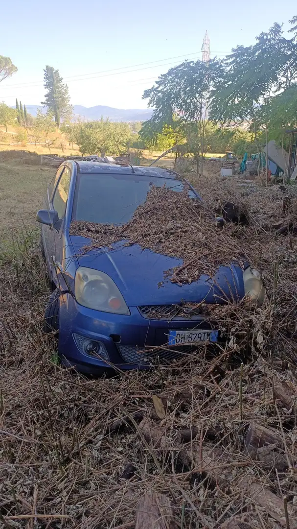 Ford Fiesta 3p 1.8 tddi Eco Diesel - 2
