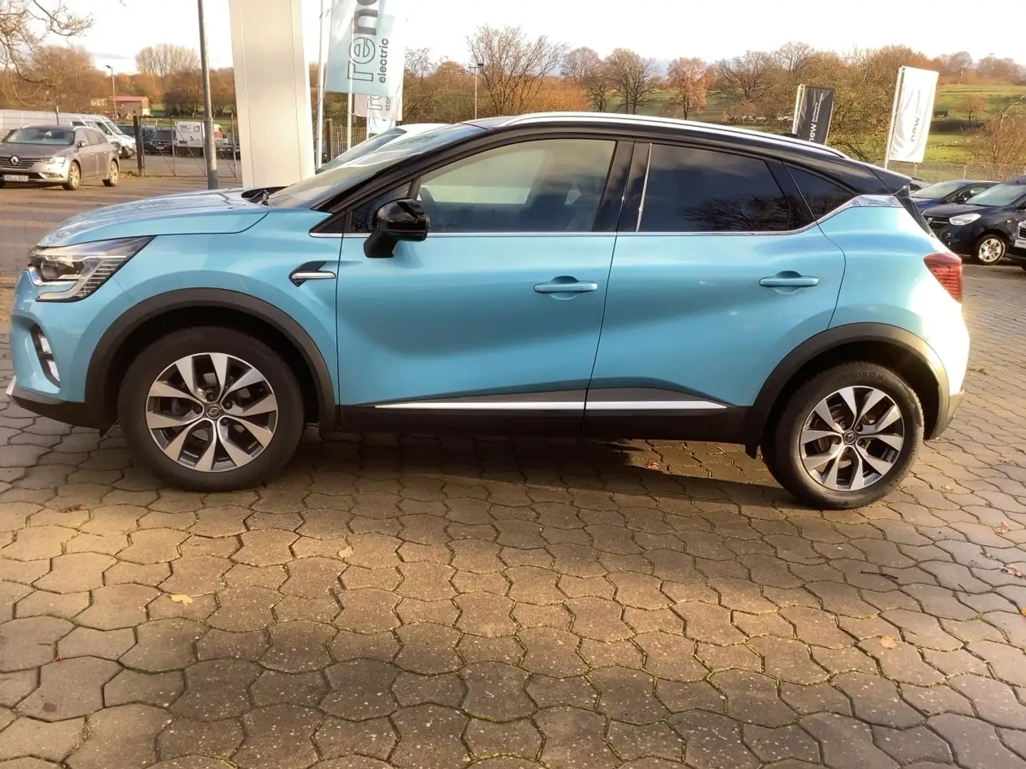 Renault Captur II Edition One Blau - 2