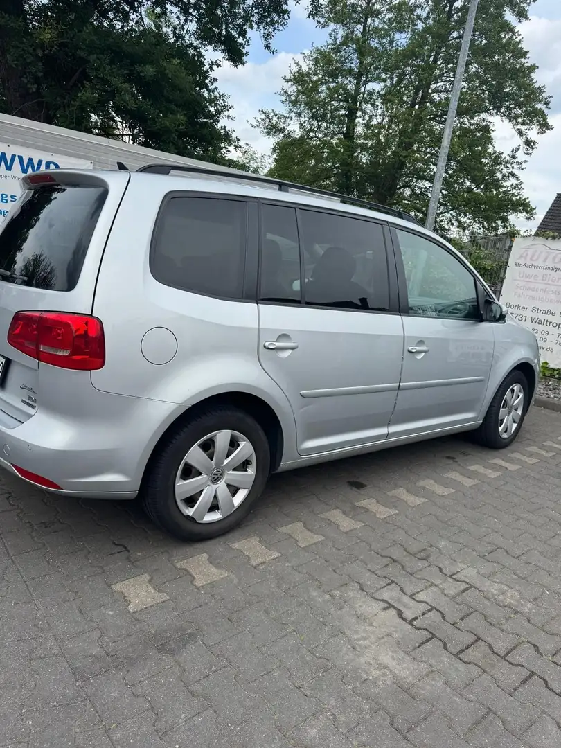 Volkswagen Touran 1.6 TDI DPF Trendline - 2