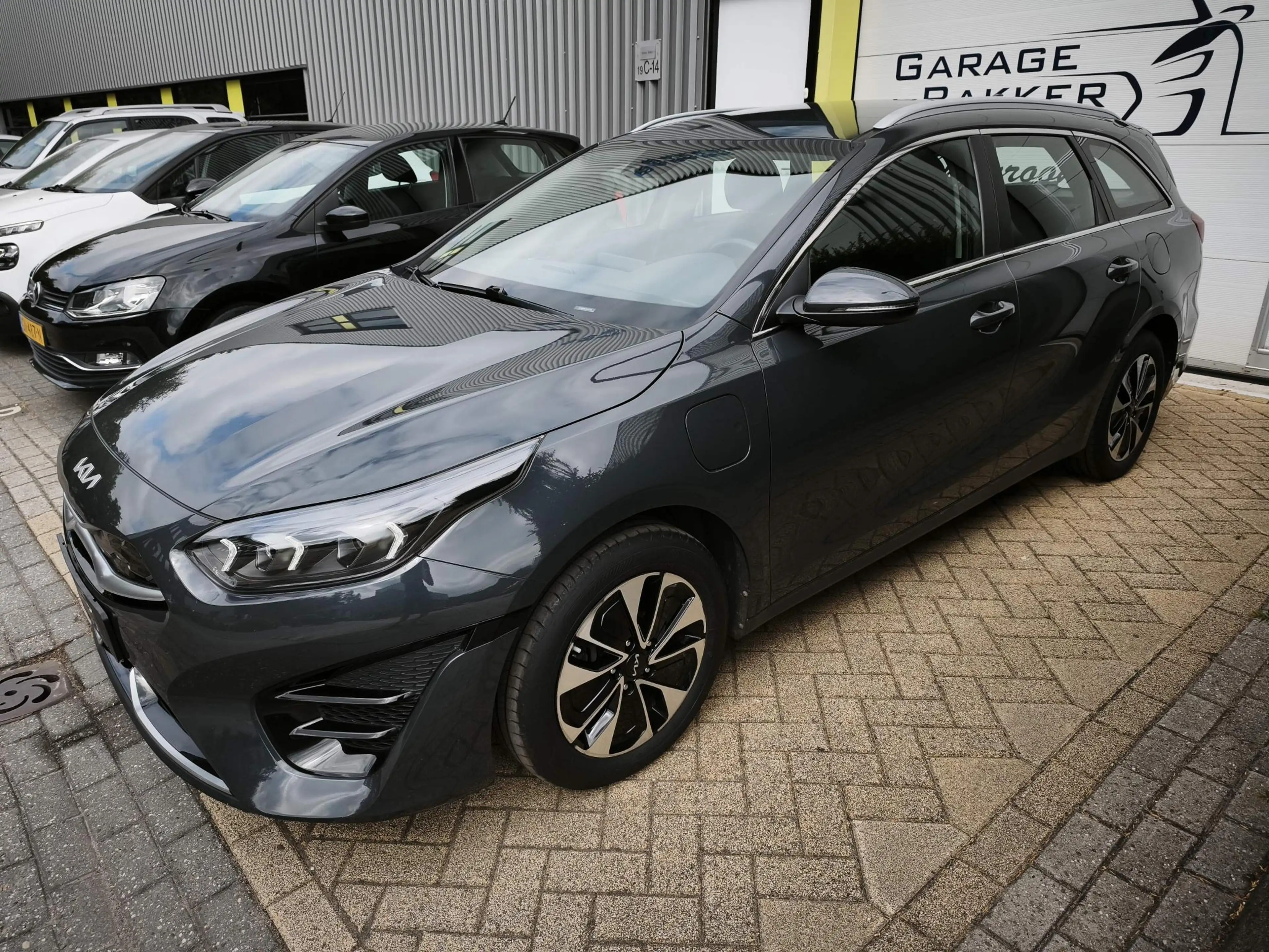 Kia Ceed SW / cee'd SW Sportswagon 1.6 GDI PHEV DynamicPlusLine Camera Ca — photo 6
