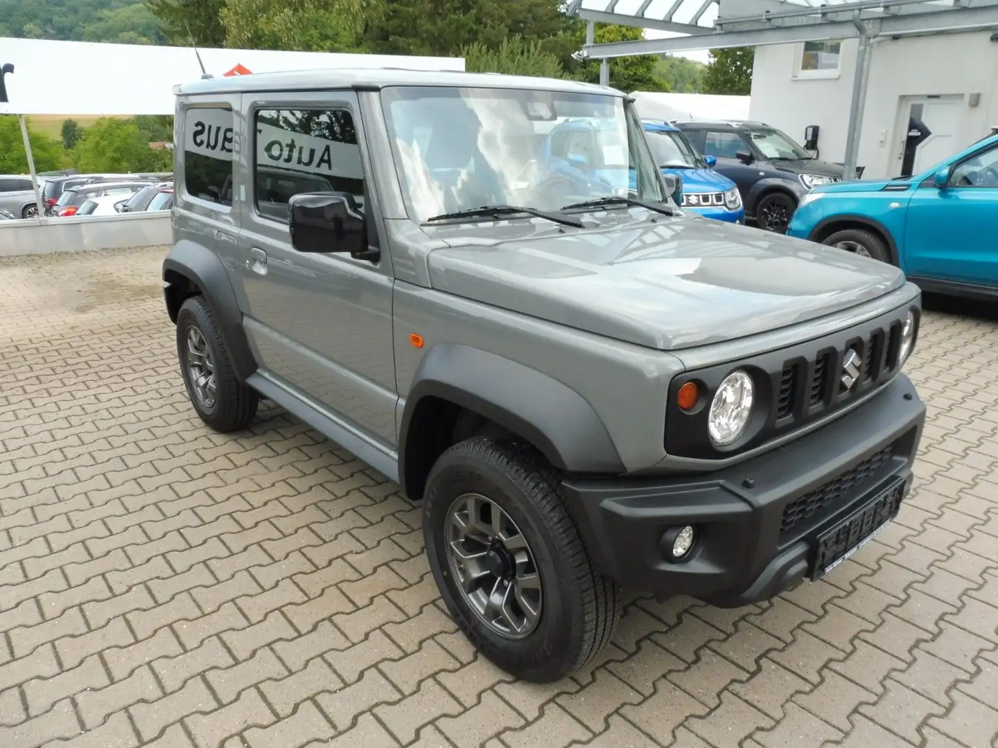 Suzuki Jimny Comfort+ AllGrip Gris - 2