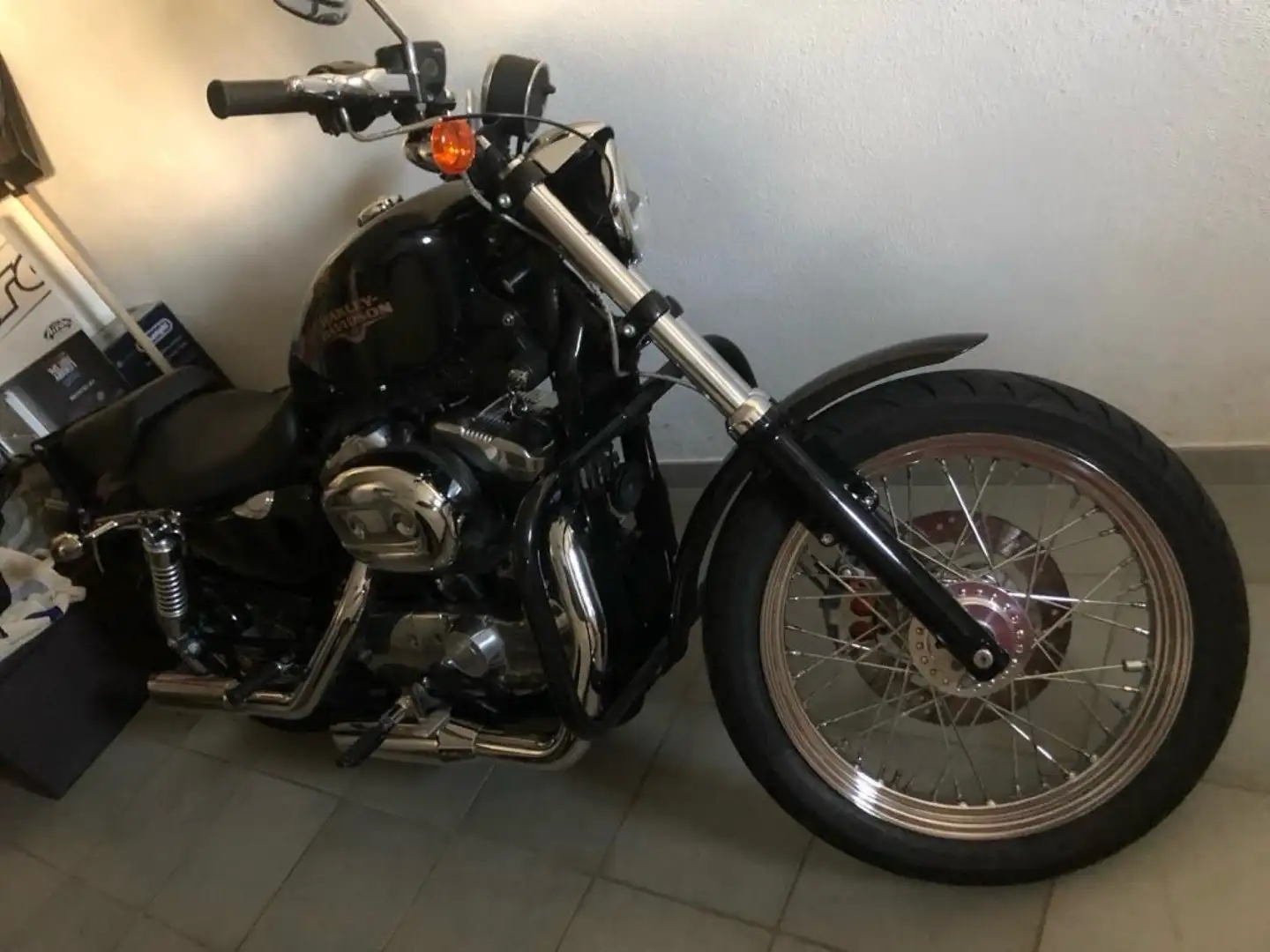 Harley-Davidson Sportster XL 883 Чорний - 2